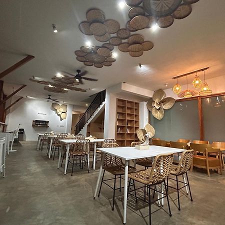 Fun Hotel Panglao City Exterior foto