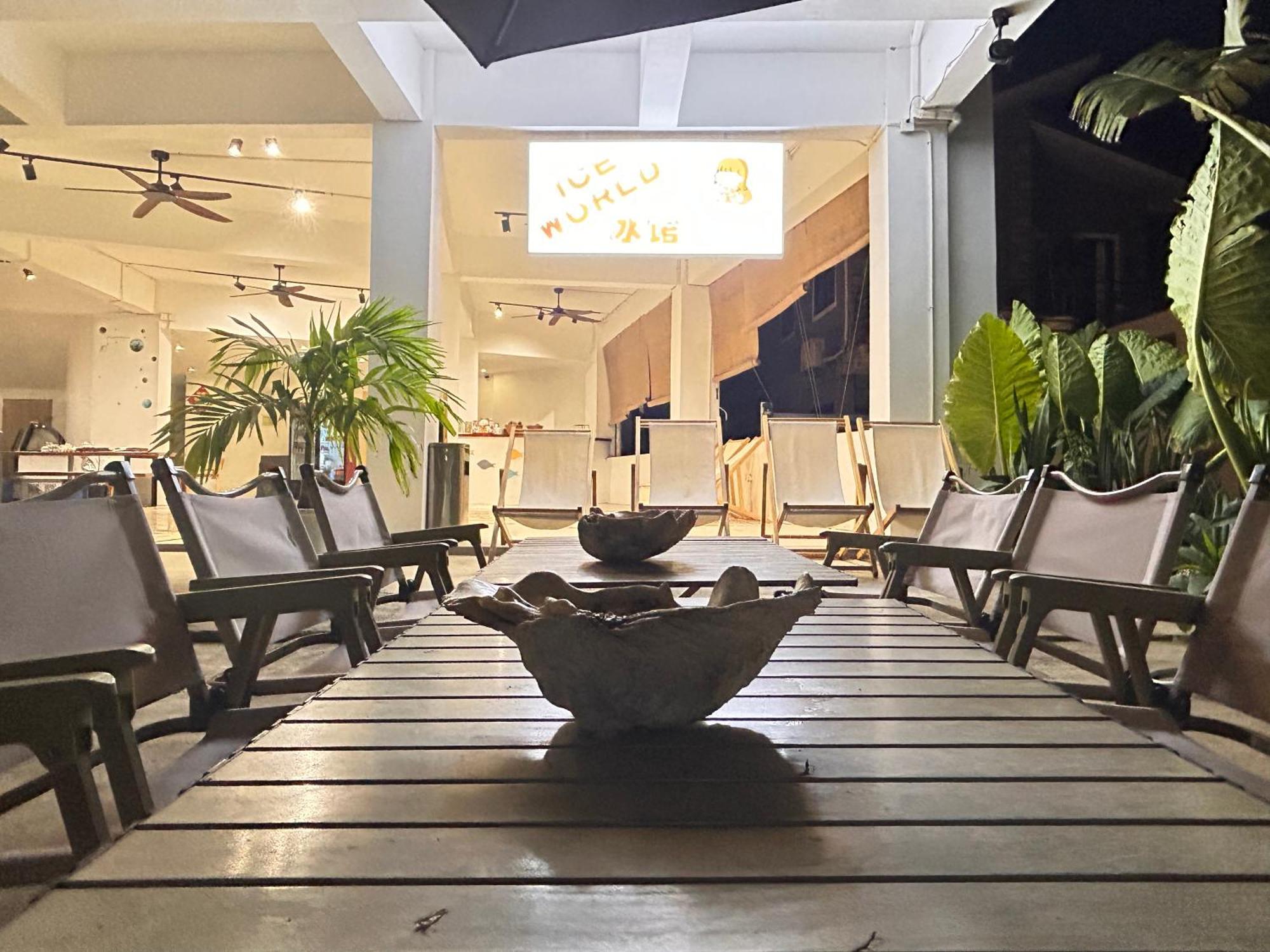 Fun Hotel Panglao City Exterior foto
