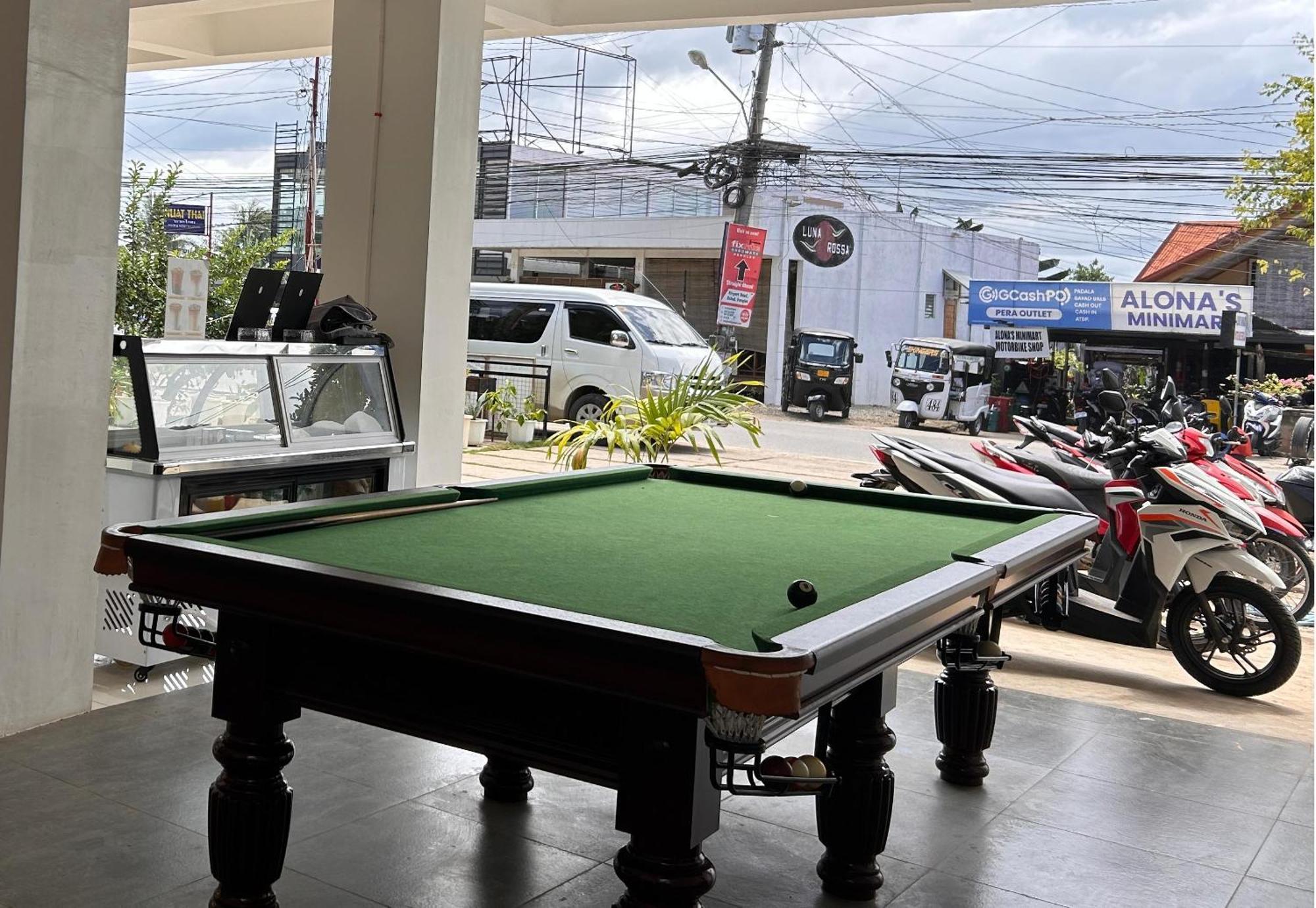 Fun Hotel Panglao City Exterior foto